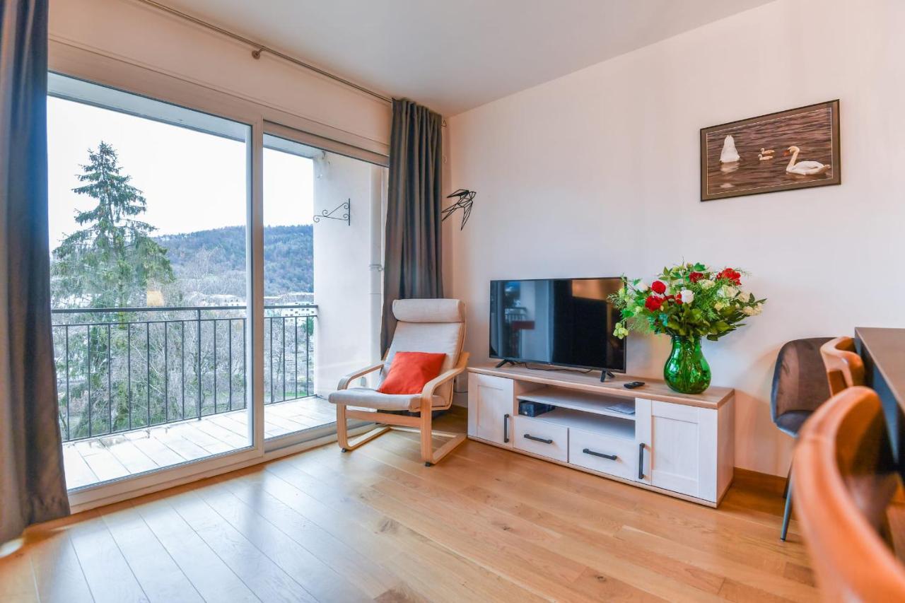Nice Apartment With Balcony Very Close To The City Center Annecy Luaran gambar