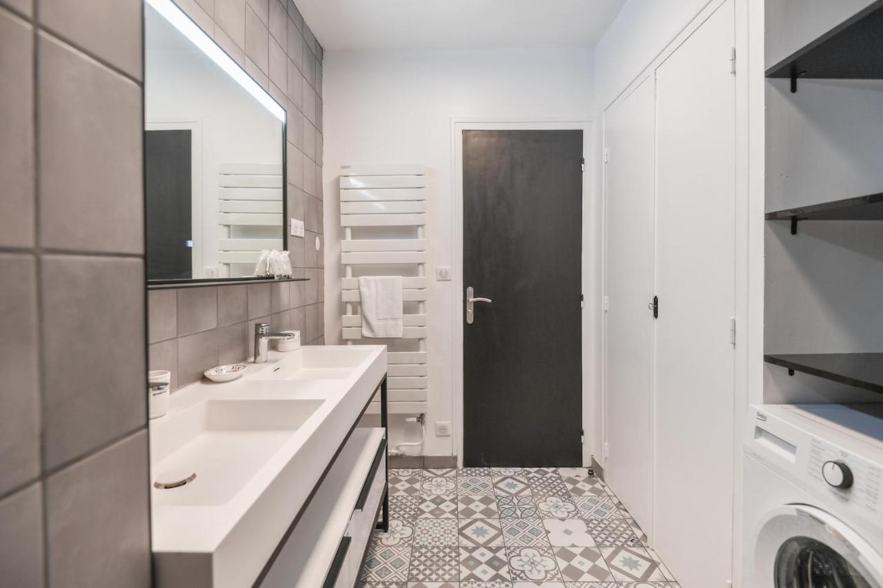 Nice Apartment With Balcony Very Close To The City Center Annecy Luaran gambar