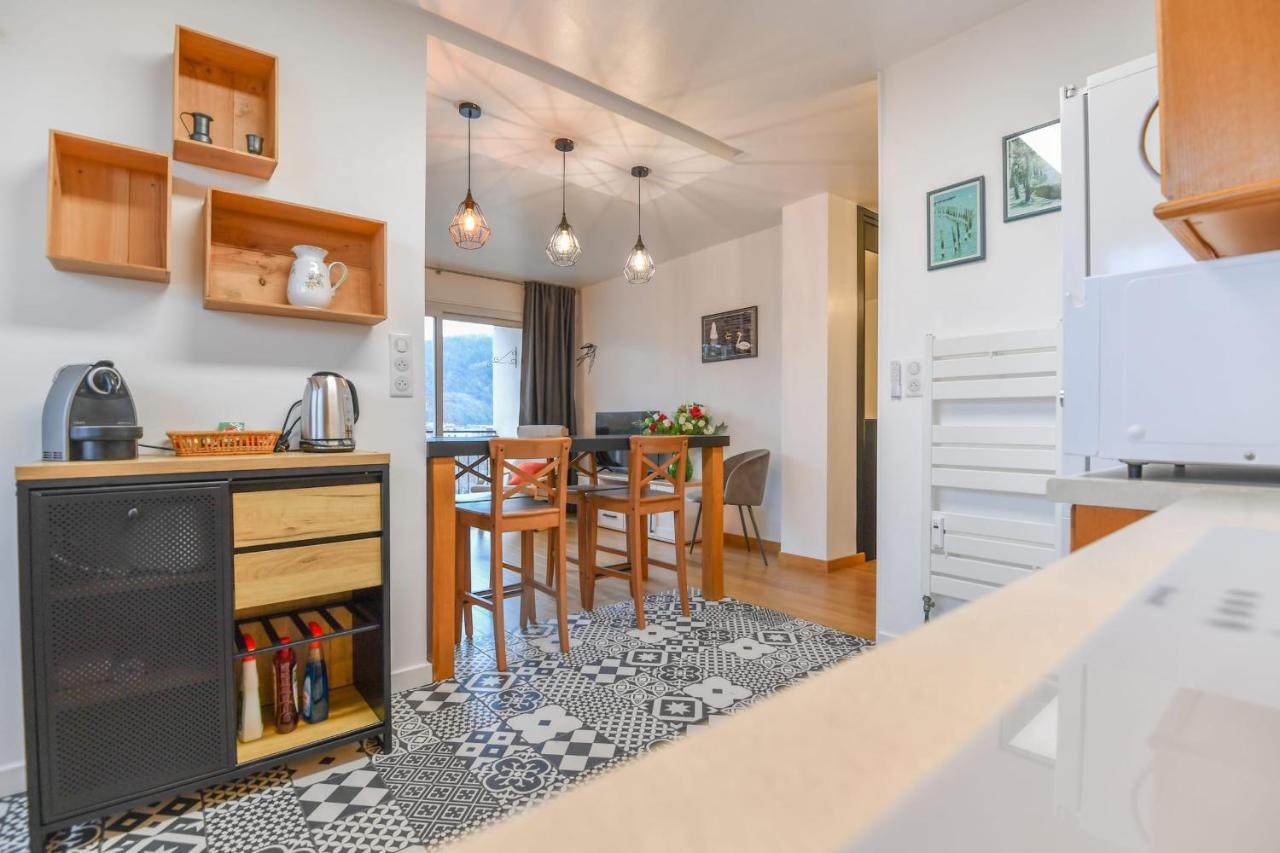 Nice Apartment With Balcony Very Close To The City Center Annecy Luaran gambar