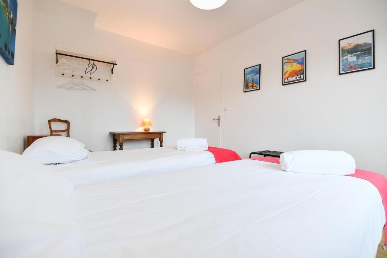 Nice Apartment With Balcony Very Close To The City Center Annecy Luaran gambar